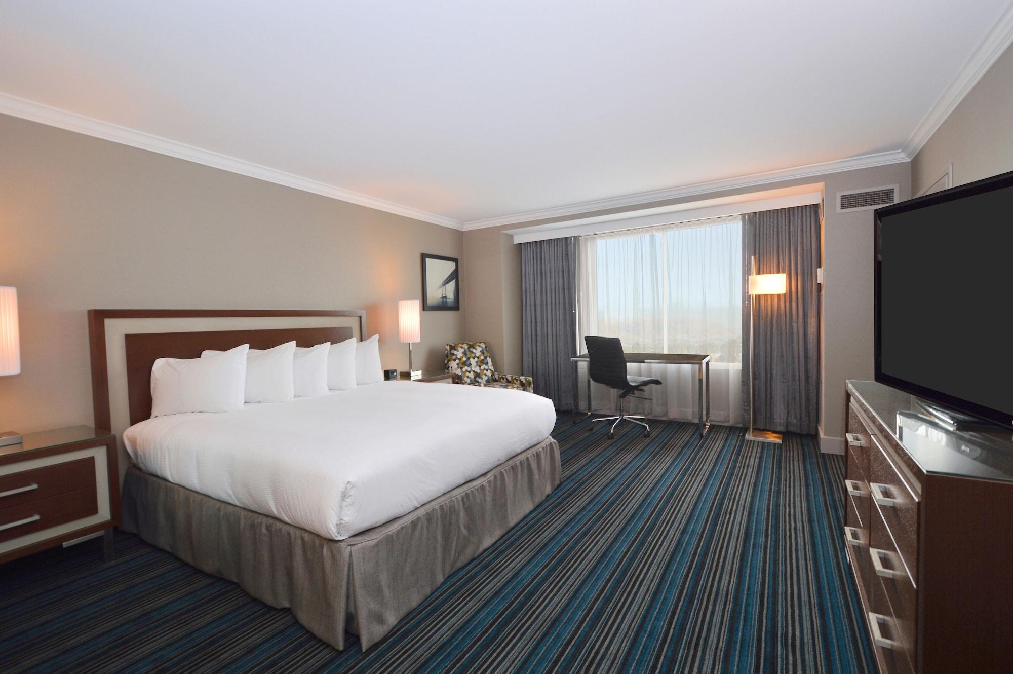 Hotel Doubletree By Hilton Newark-Fremont Esterno foto