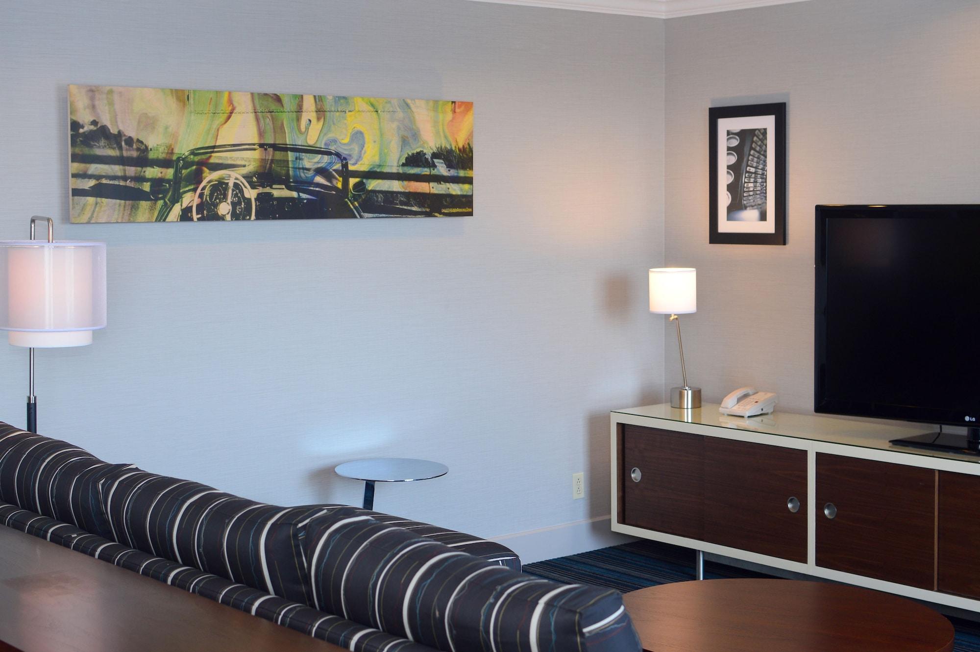 Hotel Doubletree By Hilton Newark-Fremont Esterno foto