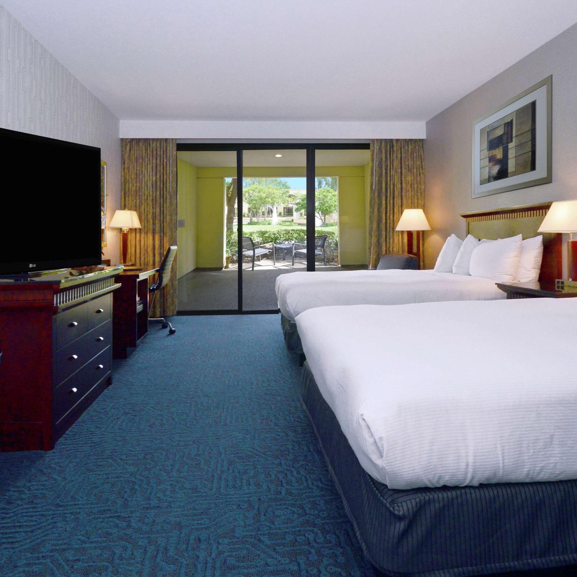 Hotel Doubletree By Hilton Newark-Fremont Esterno foto