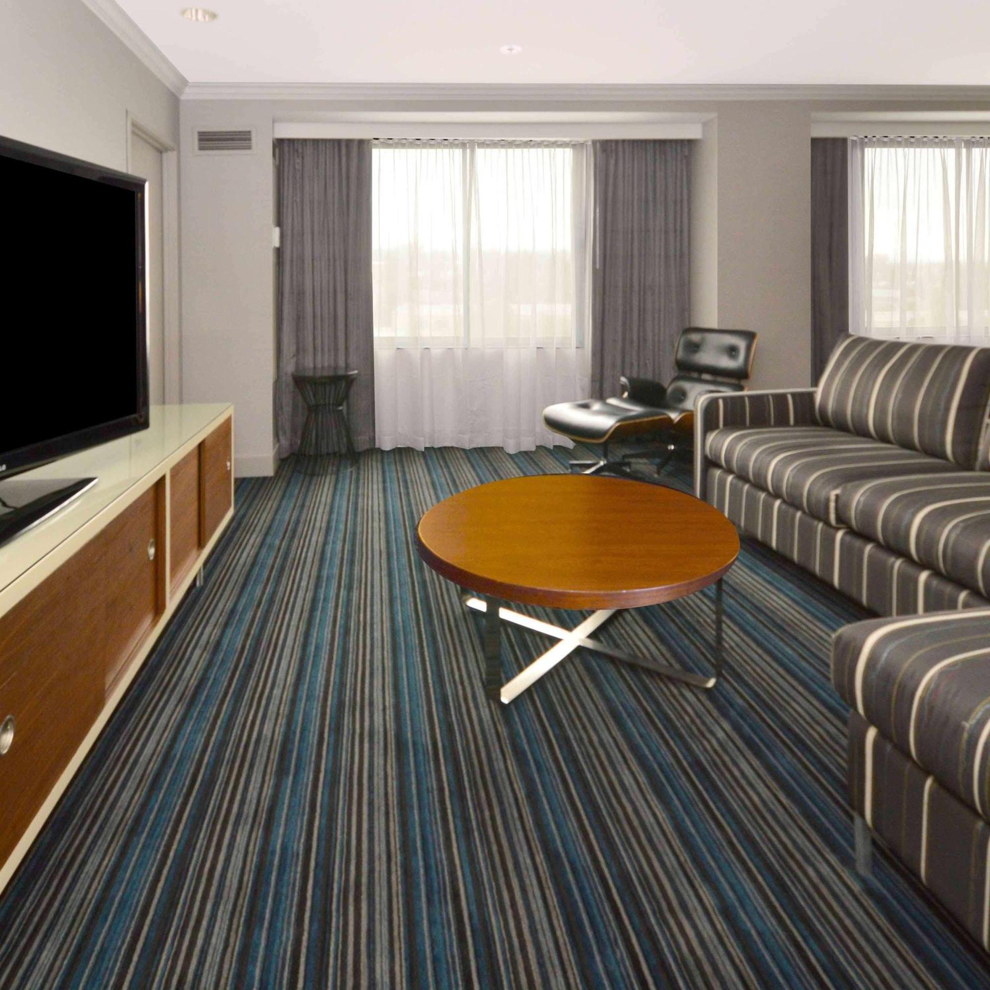 Hotel Doubletree By Hilton Newark-Fremont Esterno foto