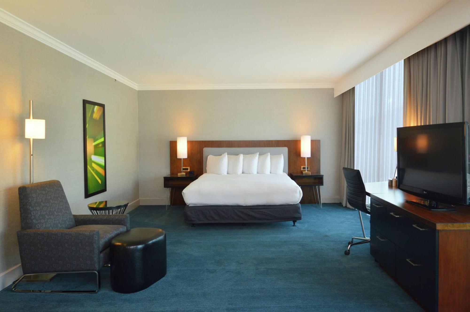 Hotel Doubletree By Hilton Newark-Fremont Esterno foto
