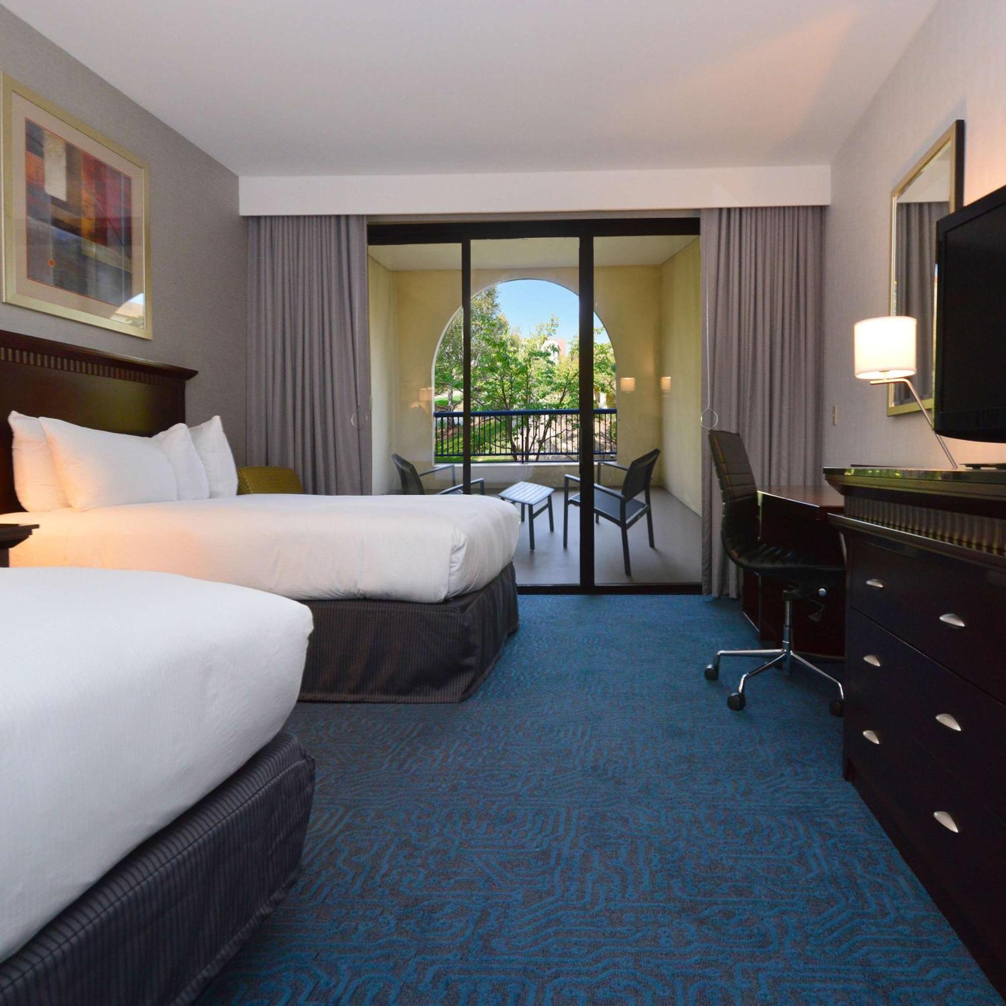Hotel Doubletree By Hilton Newark-Fremont Esterno foto