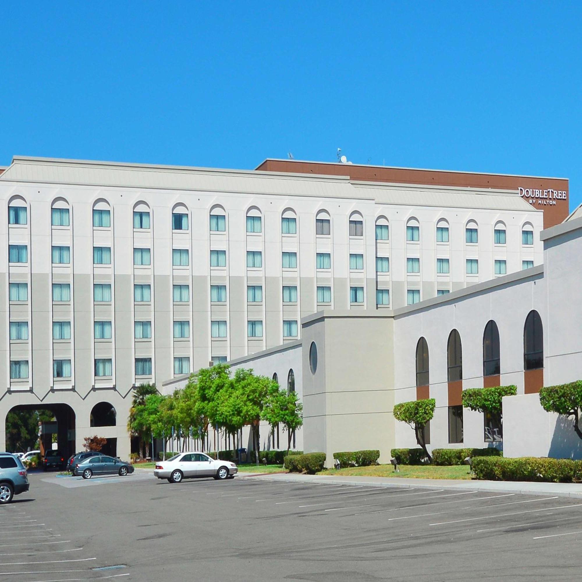 Hotel Doubletree By Hilton Newark-Fremont Esterno foto